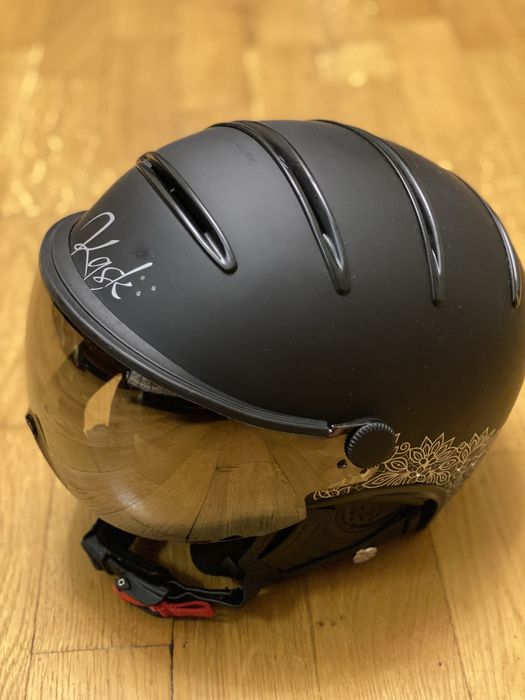 Шлем мопед- скутер от 300 гр.