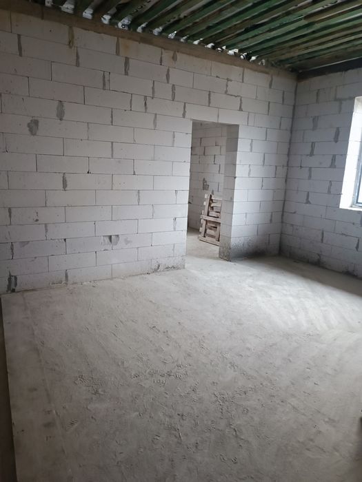 продажа дома в Довжике в центре села