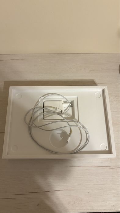 MacBook Pro 16” (2019) - INTEL