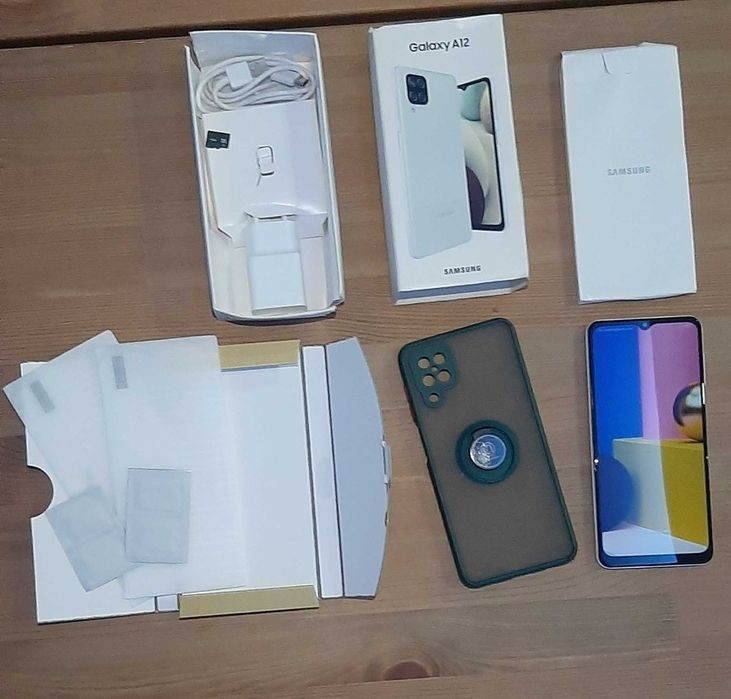 Samsung Galaxy A12 branco