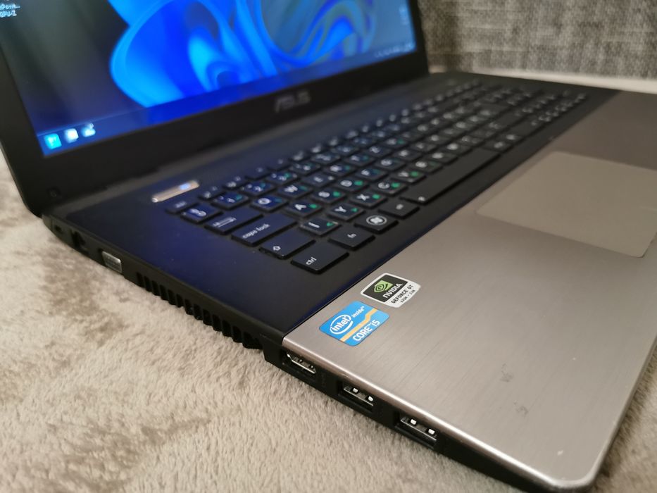 Ноутбук - ASUS/i5/8GB/240SSD