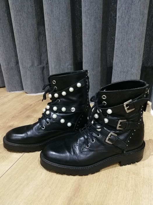 Botins em pele Zara