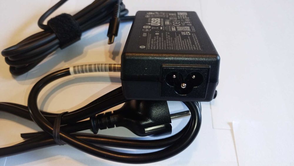 Oryginalny ZESTAW HP – Zasilacz 65 W USC-C Typ C + Kabel „Koniczynka”