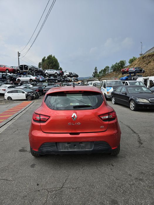 Renault Clio IV 1.5 DCi de 2015 para peças