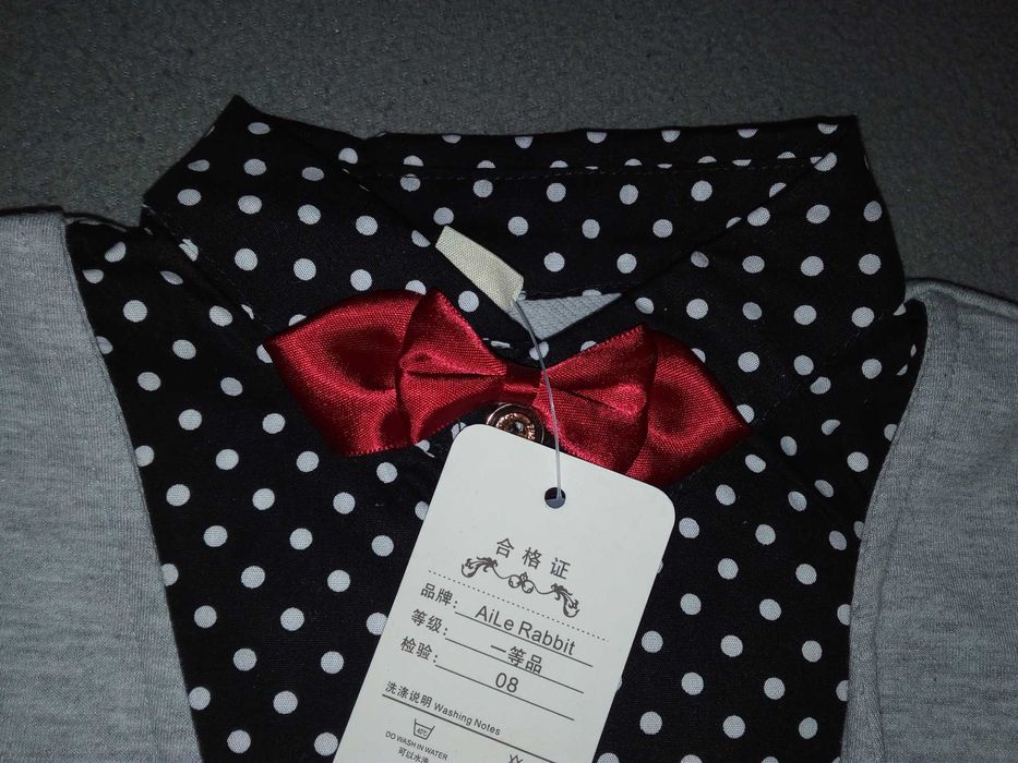 NOWY | Dresowy Garnitur chłopięcy szary z muszką | 104/110 - aktualne