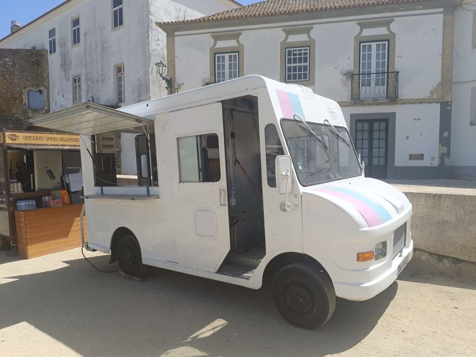 Citroen Hy para Street food ou publicidade