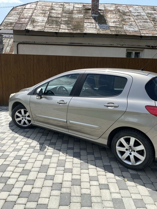 Шрот пежо 308 рестайлінг