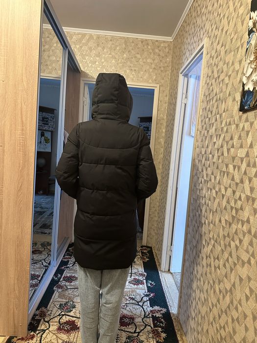 Зимова куртка жіноча  чорна