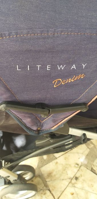 Carrinho de bebé Chicco Liteway