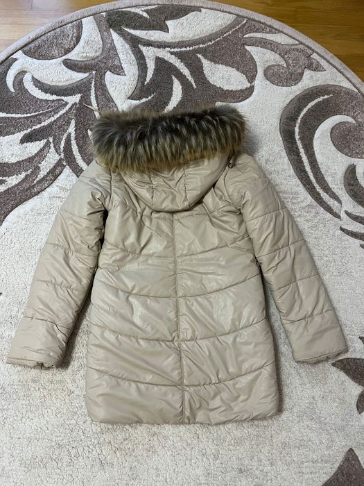 Зимова куртка для дівчинки 146 розмір