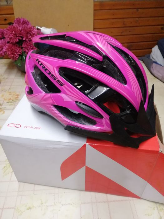 Kask rowerowy Kross malinowy