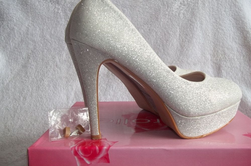 Туфлі срібні р. 38, 24,5 см