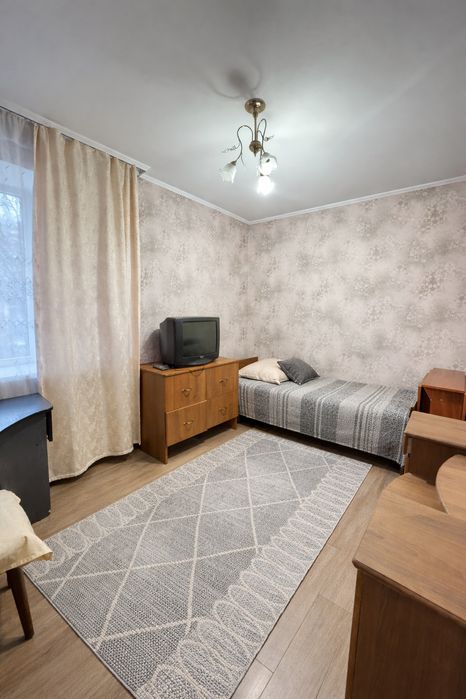 Кімната для дівчини проживання без власників