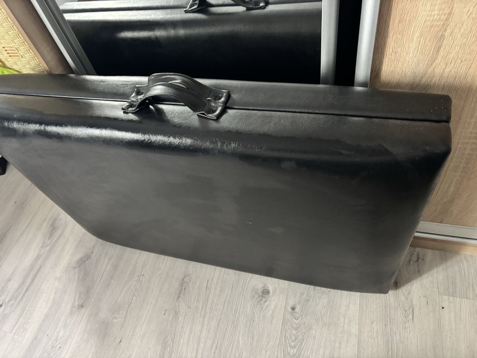 Кушетка масажна/ косметологічна