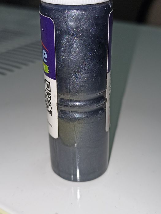 Краска - карандаш Ауди.