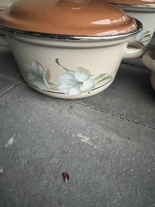 Продам каструлі