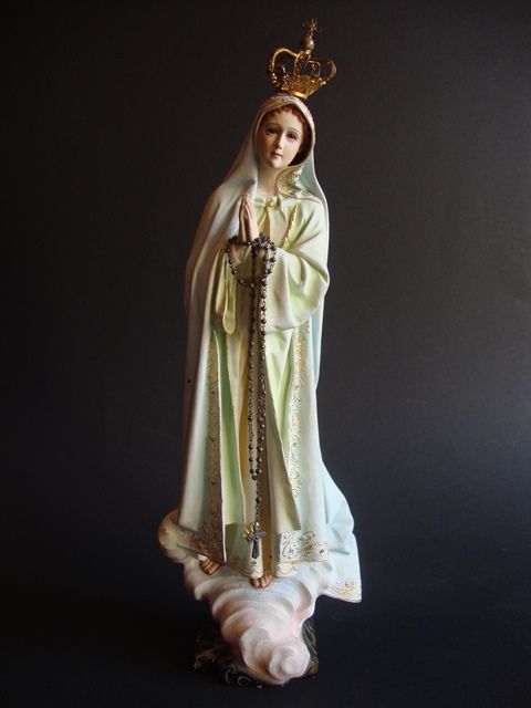 Imagens de Calvário antigas em madeira