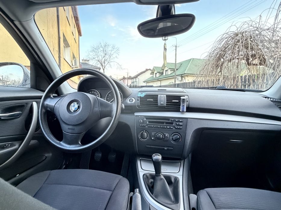 BMW seria 1 (116i e87)