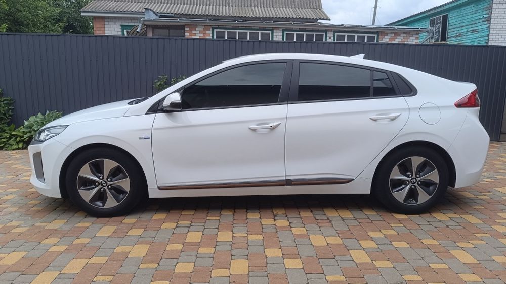 Hyundai Ioniq 2019 VIN KMHC751HFKU047476 фото оголошення 8 з 21