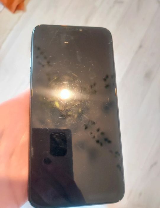 Iphone  11 pro max 83% kondycji baterii
