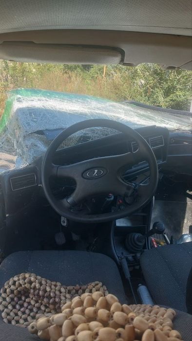 Продам ВАЗ 2104 на запчасті