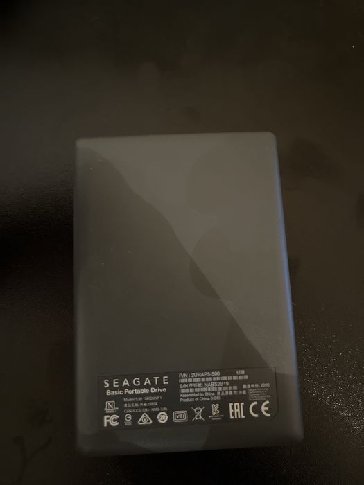 жостки диск seagate basic portable drive 4 терабайта