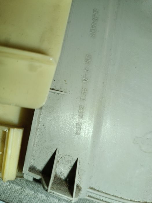 Moldura de pilar B - AUDI A4 Avant (8ED, B7) | 04 - 08