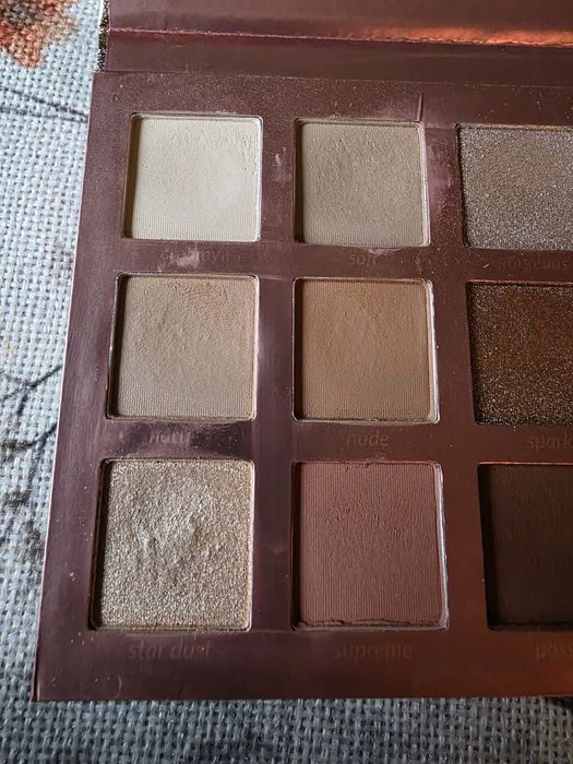 Wibo Nudettitude paleta cieni