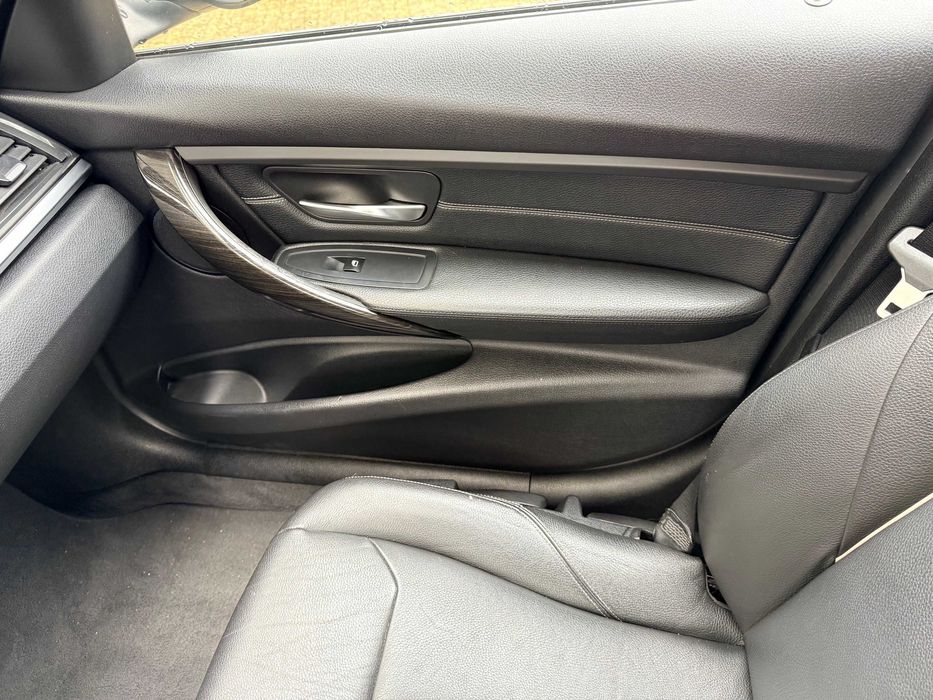 BMW 320D Touring Modern Line