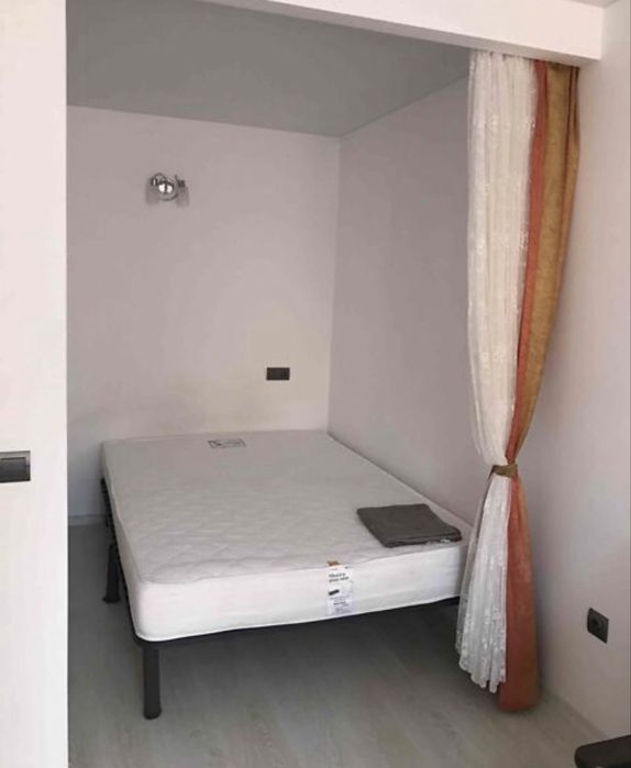 Оренда 1 кім просп. Злуки