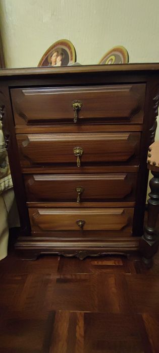 Vendo Mobilia de Quarto