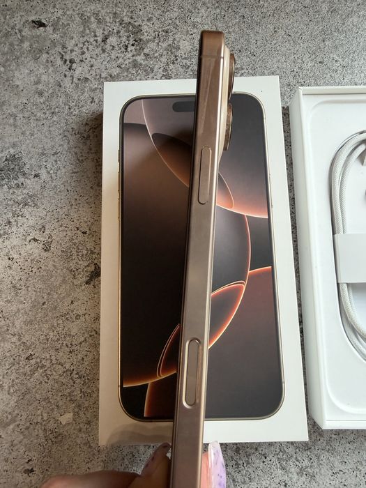Iphone 16 Pro Max 256 gb