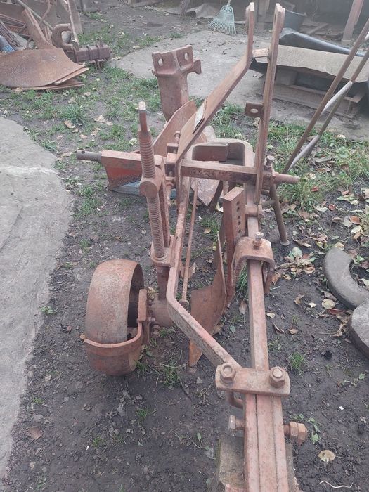 Продам плуг до трахтора