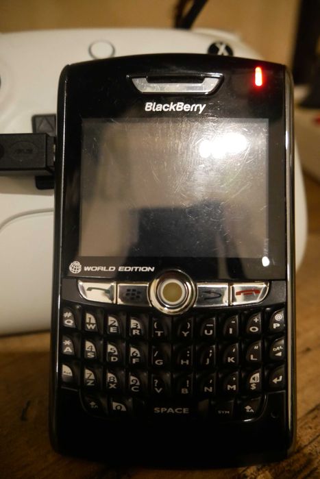 BlackBerry 8830 World Edition telefon