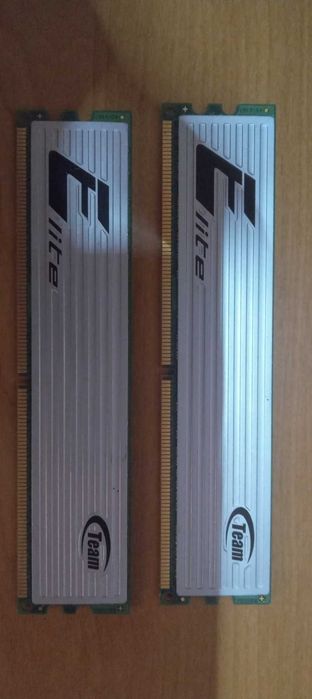 Материнская плата gigabyteGA-965P-DQ6/ATX/LGA775+Процессор Intel E8200