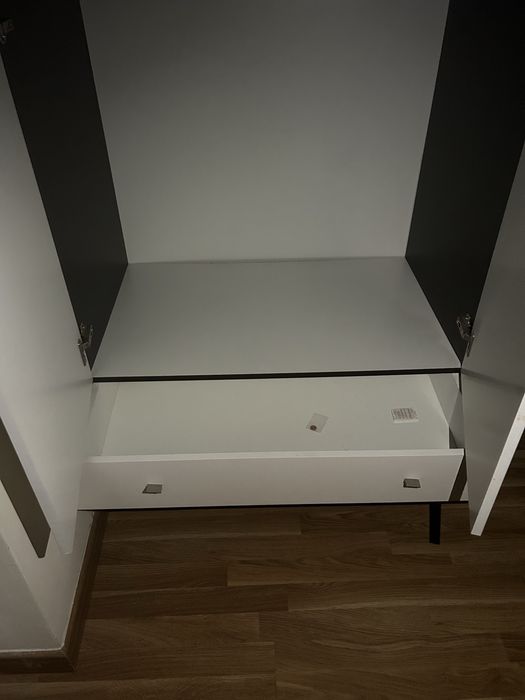 Armário de roupa