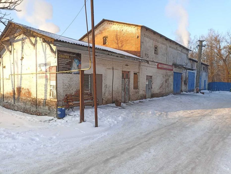 Нежитлова будівля 222,1 м2, 0.04 га, Тростянець, вл. Благовіщенська 55