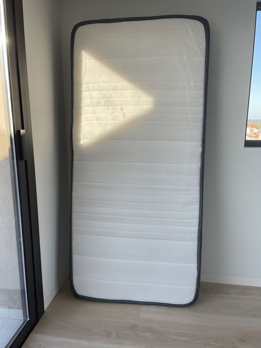 Colchao crianca bom estado