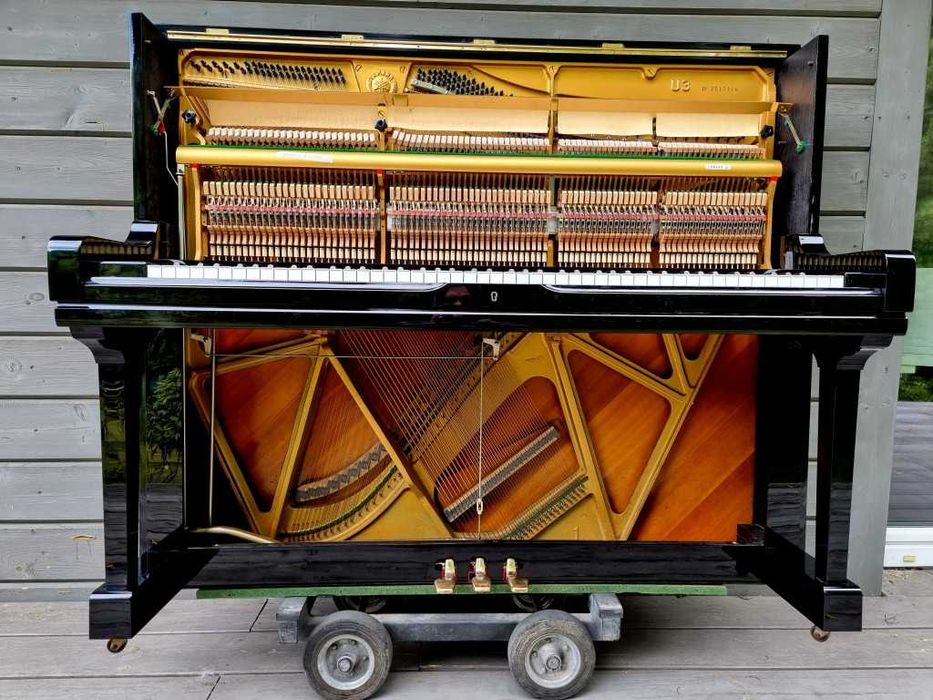 Pianino YAMAHA U3 131cm 1978r CZARNY POŁYSK