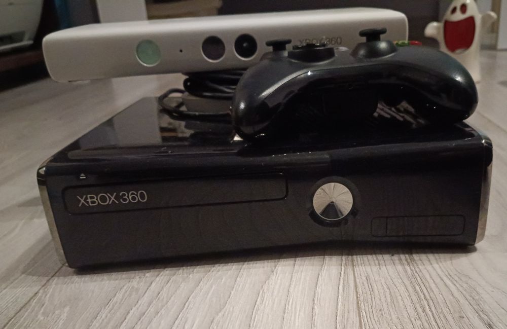 Xbox  360 z kinektem