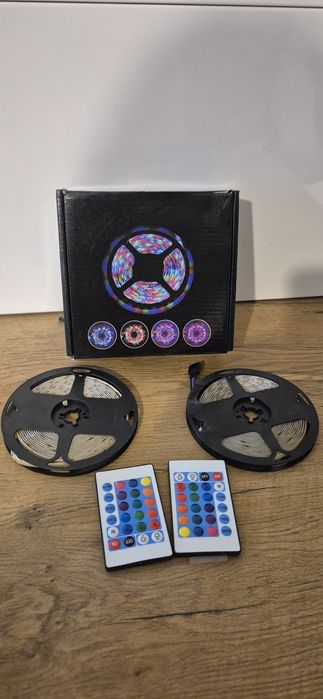 Taśma led rolka 2 sztuki 12v 8mmx5 z pilotami kolory