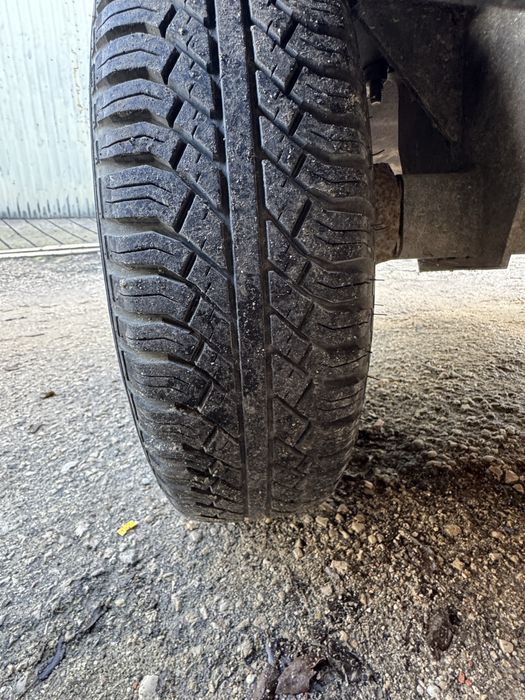 Vendo atrelados em Excelente condições.