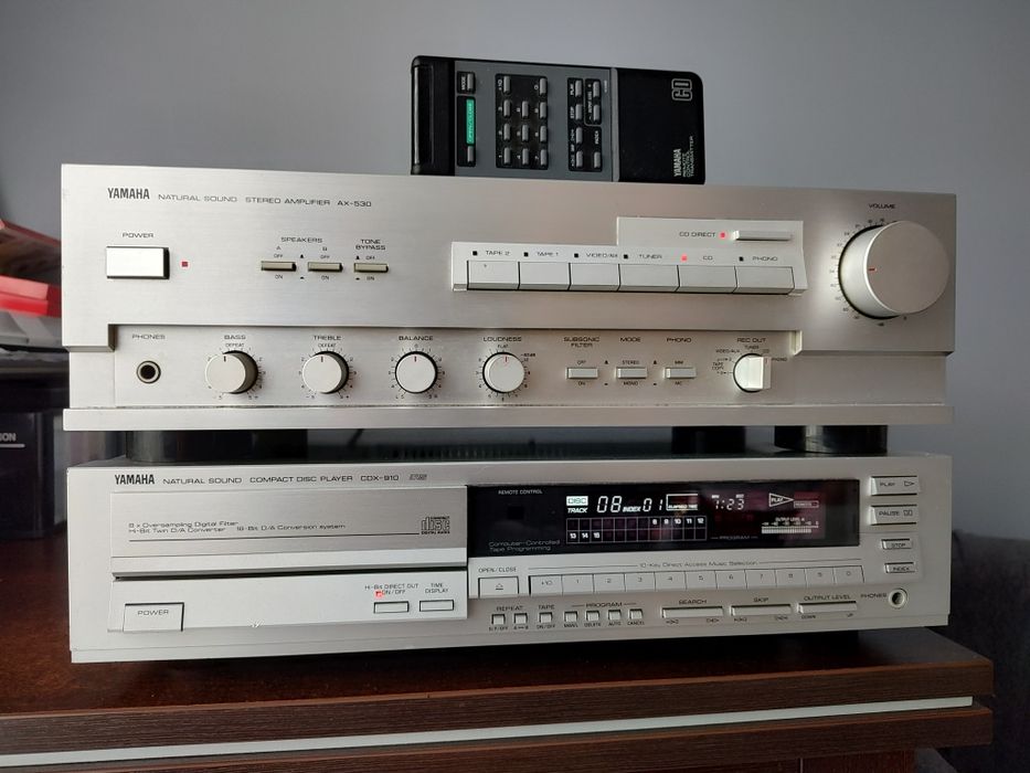 Yamaha AX-530 CD Yamaha CDX-910 pilot