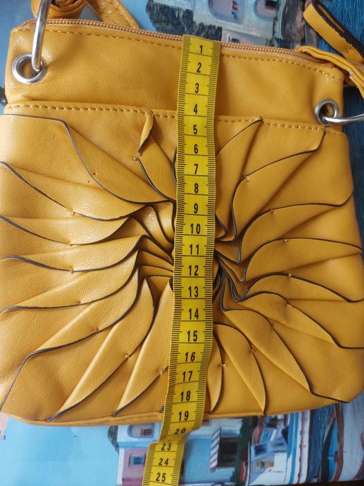 Сумочка жёлтая, кросбоди коричневый