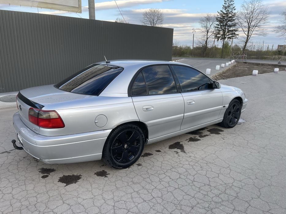 Opel Omega b 2002р. 2.2 бензин 144к.с.
