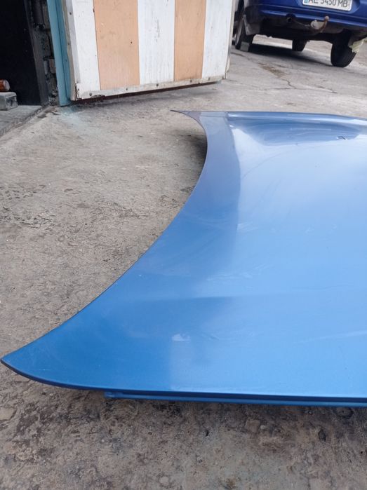 Продам бу капот на гольф -5 2005 рік.
