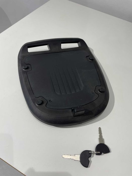 Top Case Mala NOVA c/ base e 2 chaves