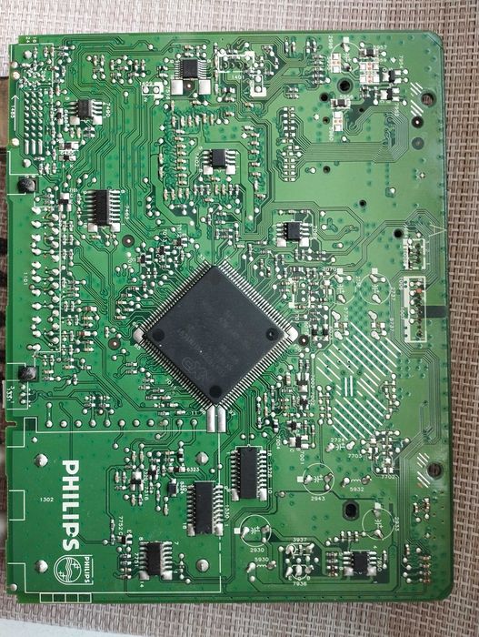 майн   телевизора  Philips  23PFL 5322/58