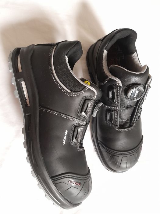 Sprzedam buty robocze r.40
