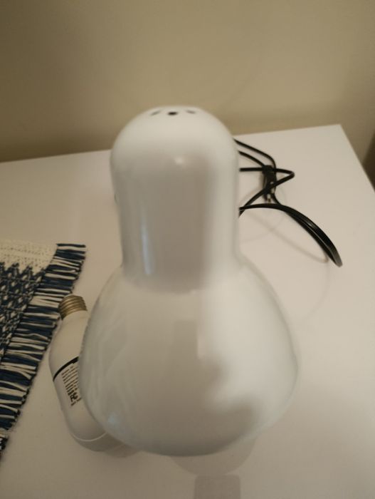 Lampka stojąca na biurko